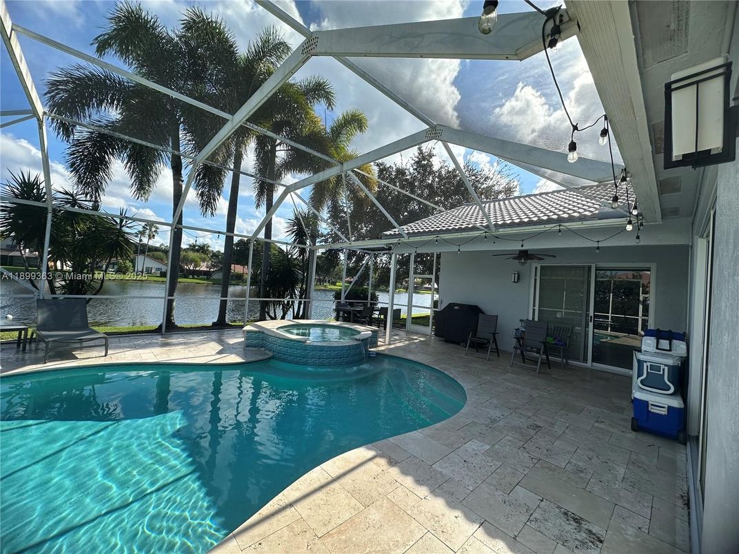 Glass Ceilings, Interior, Pool, Sun Room, Water