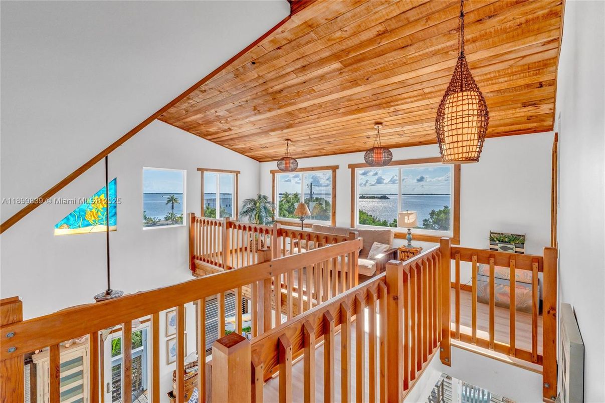 Interior, Pendant Lights, Wooden Ceilings