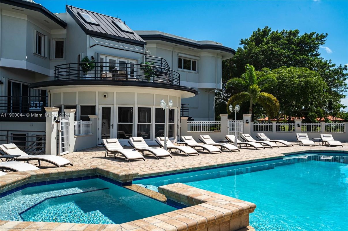 Exterior, Pool, Solar Panels