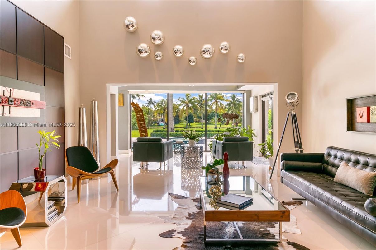 Interior, Living room