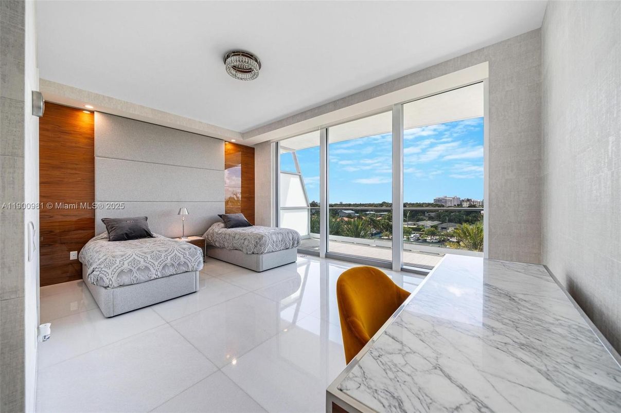 Interior, Marble, Water