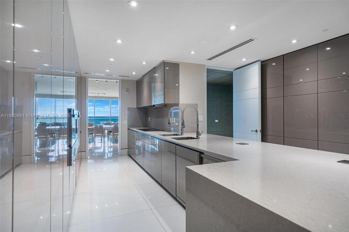 Interior, Kitchen, Recessed Lighting, Stainless Steel Appliances, Water