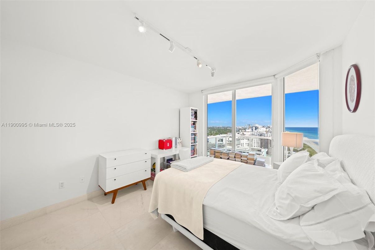 Bedroom, Interior, Water