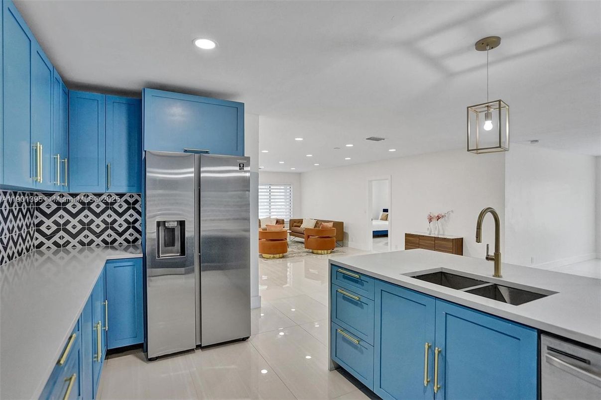Interior, Kitchen, Pendant Lights, Recessed Lighting, Stainless Steel Appliances