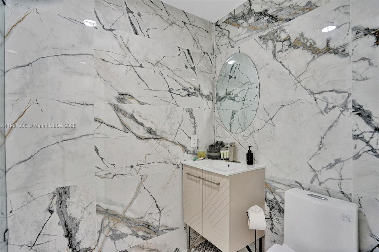 Bathroom, Interior, Marble Walls