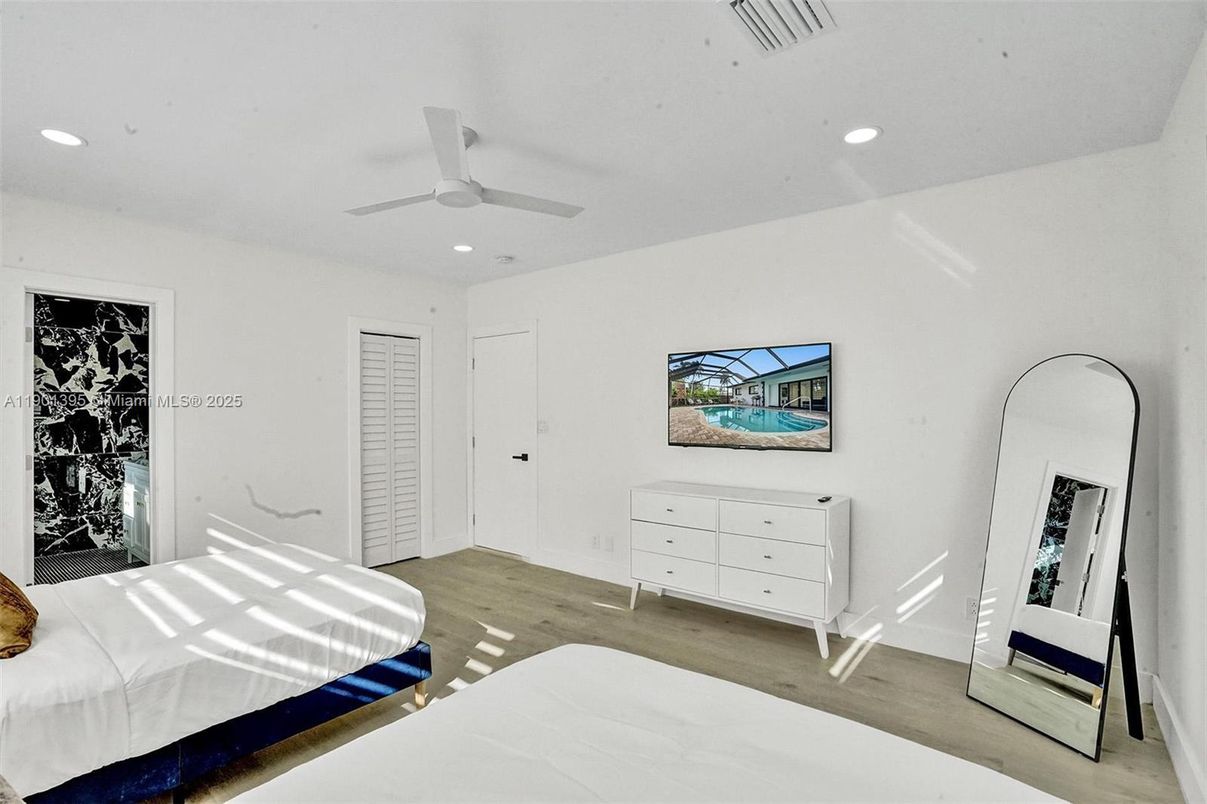 Bedroom, Interior, Recessed Lighting, Wood Texture Flooring