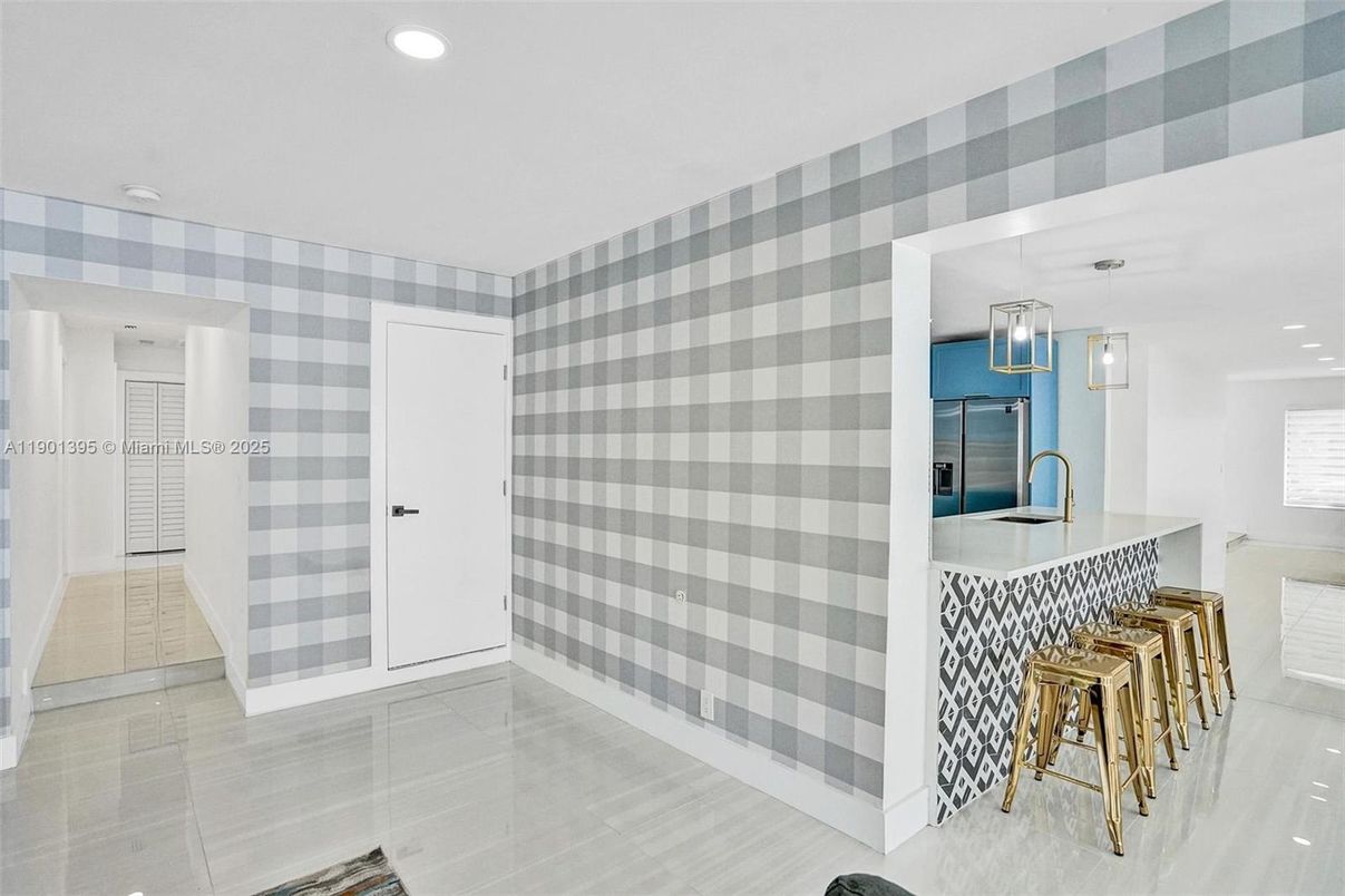 Interior, Pendant Lights, Recessed Lighting