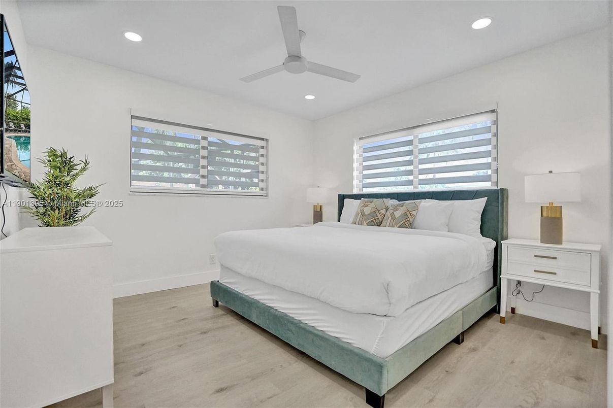 Bedroom, Interior, Recessed Lighting, Wood Texture Flooring