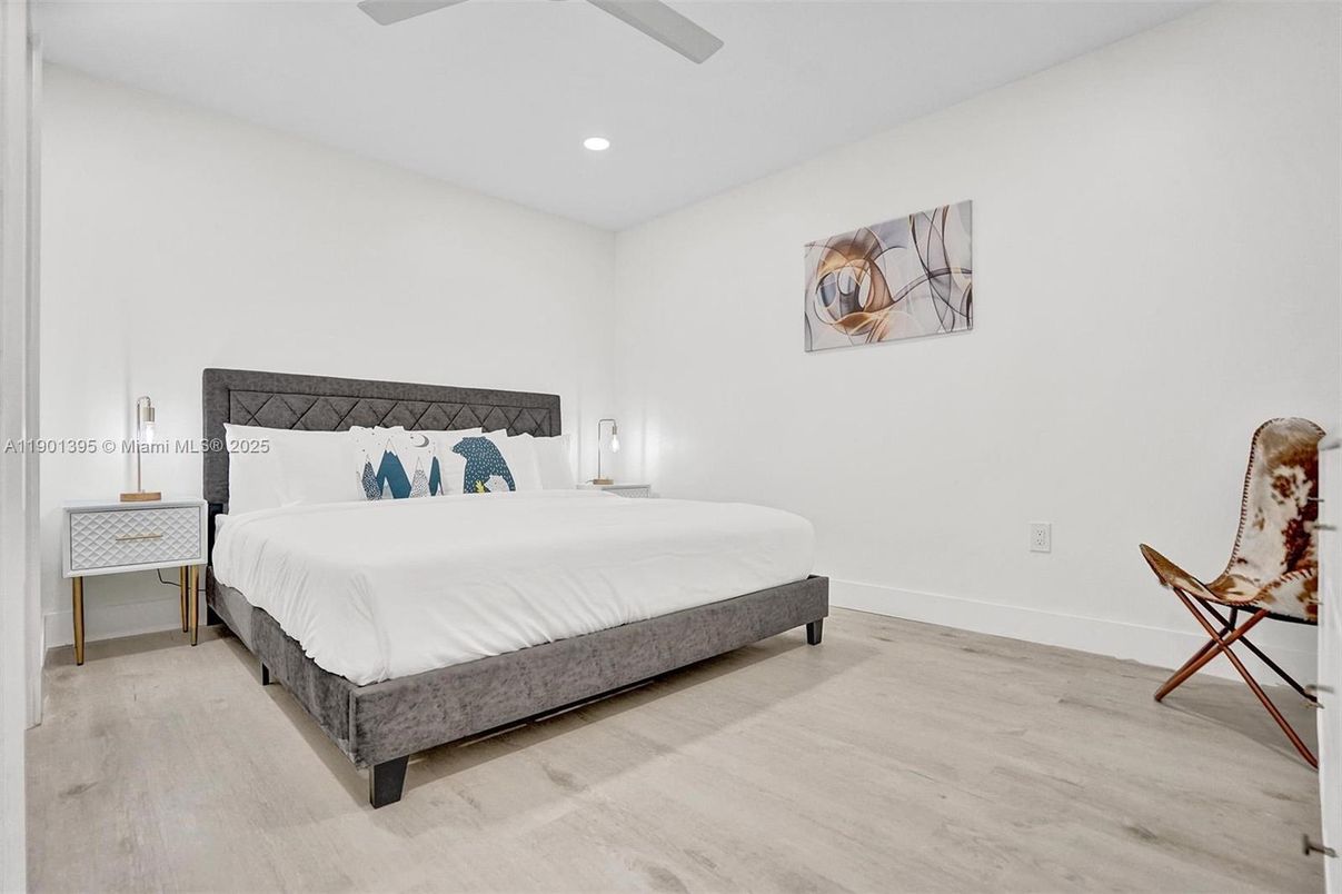 Bedroom, Interior, Recessed Lighting, Wood Texture Flooring