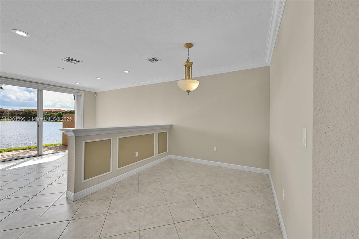 Interior, Pendant Lights, Recessed Lighting, Water