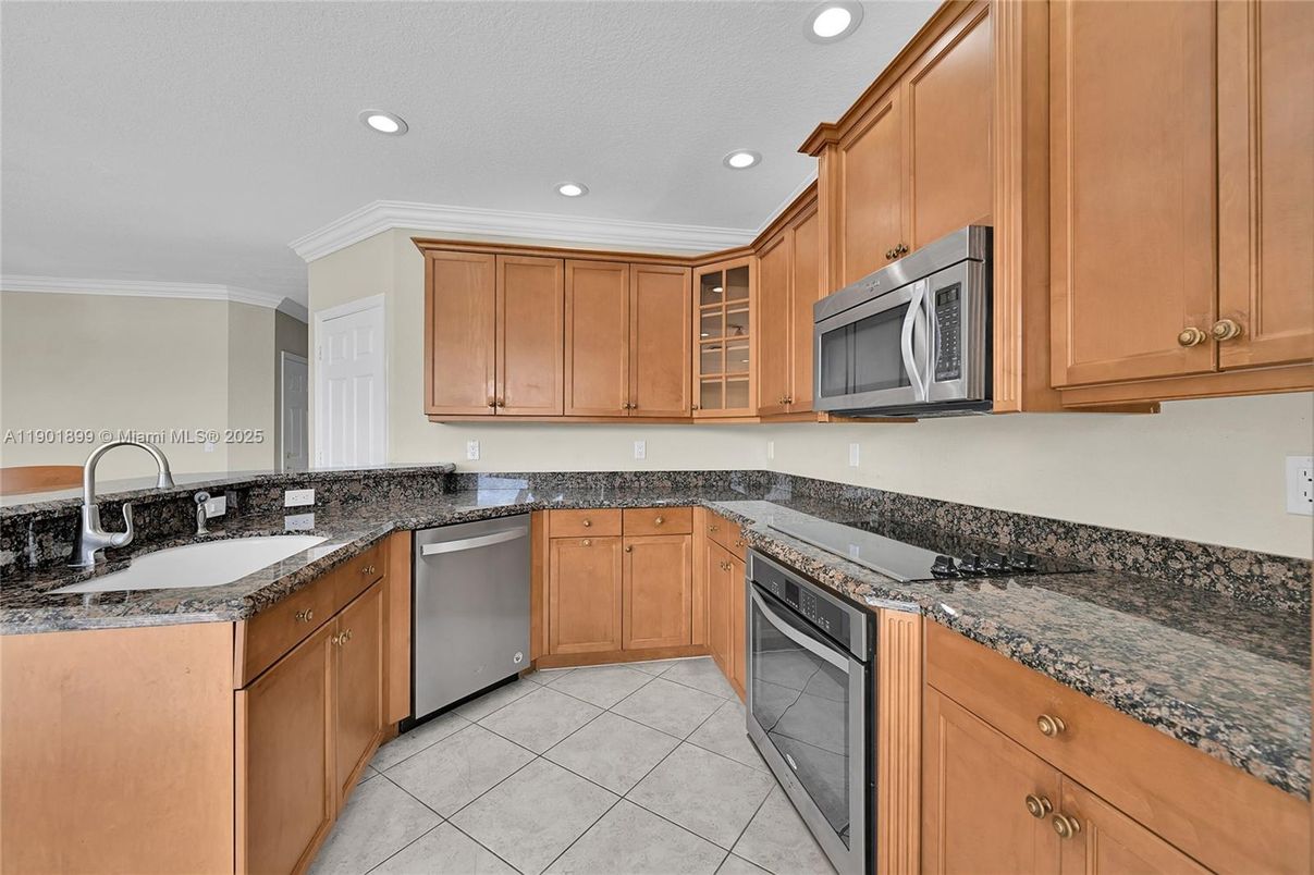 Interior, Kitchen, Recessed Lighting