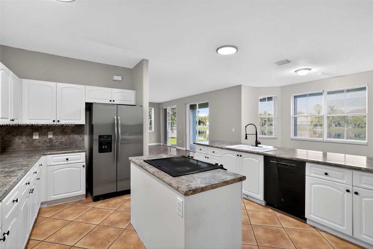 Interior, Kitchen, Recessed Lighting