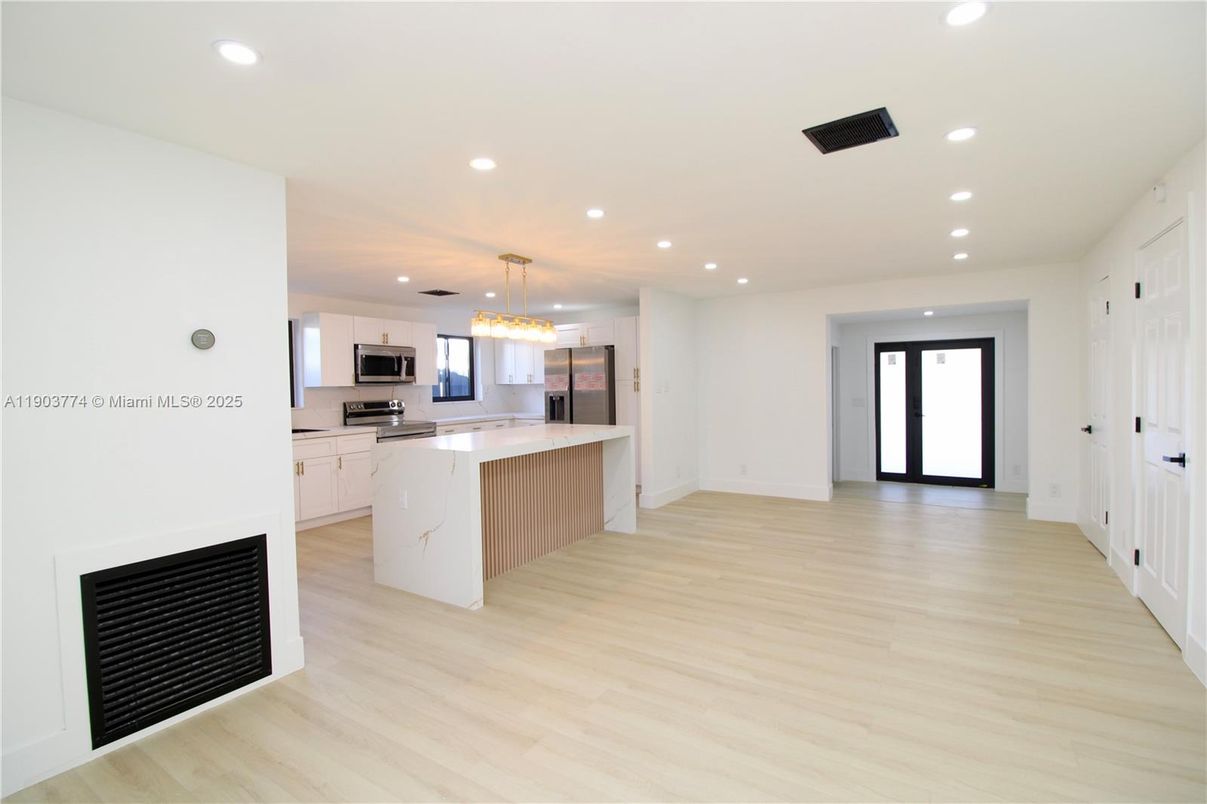 Interior, Kitchen, Pendant Lights, Recessed Lighting, Wood Texture Flooring