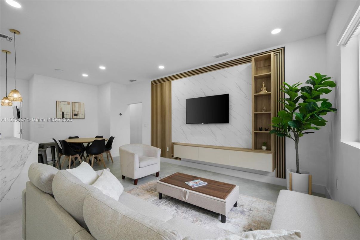 Dining room, Interior, Living room, Marble Walls, Pendant Lights, Recessed Lighting