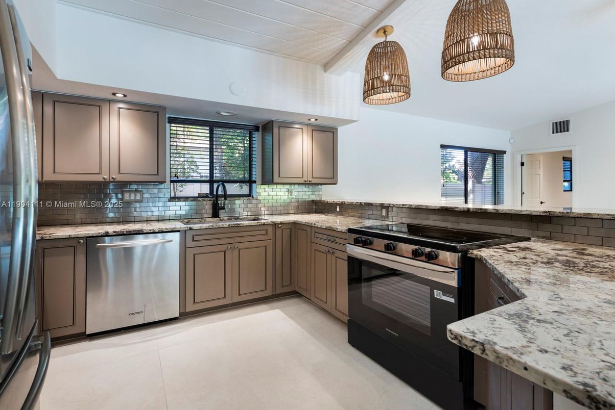 Interior, Kitchen, Pendant Lights, Recessed Lighting, Stainless Steel Appliances