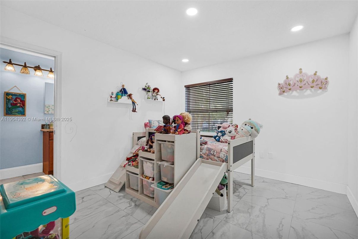 Interior, Marble, Recessed Lighting