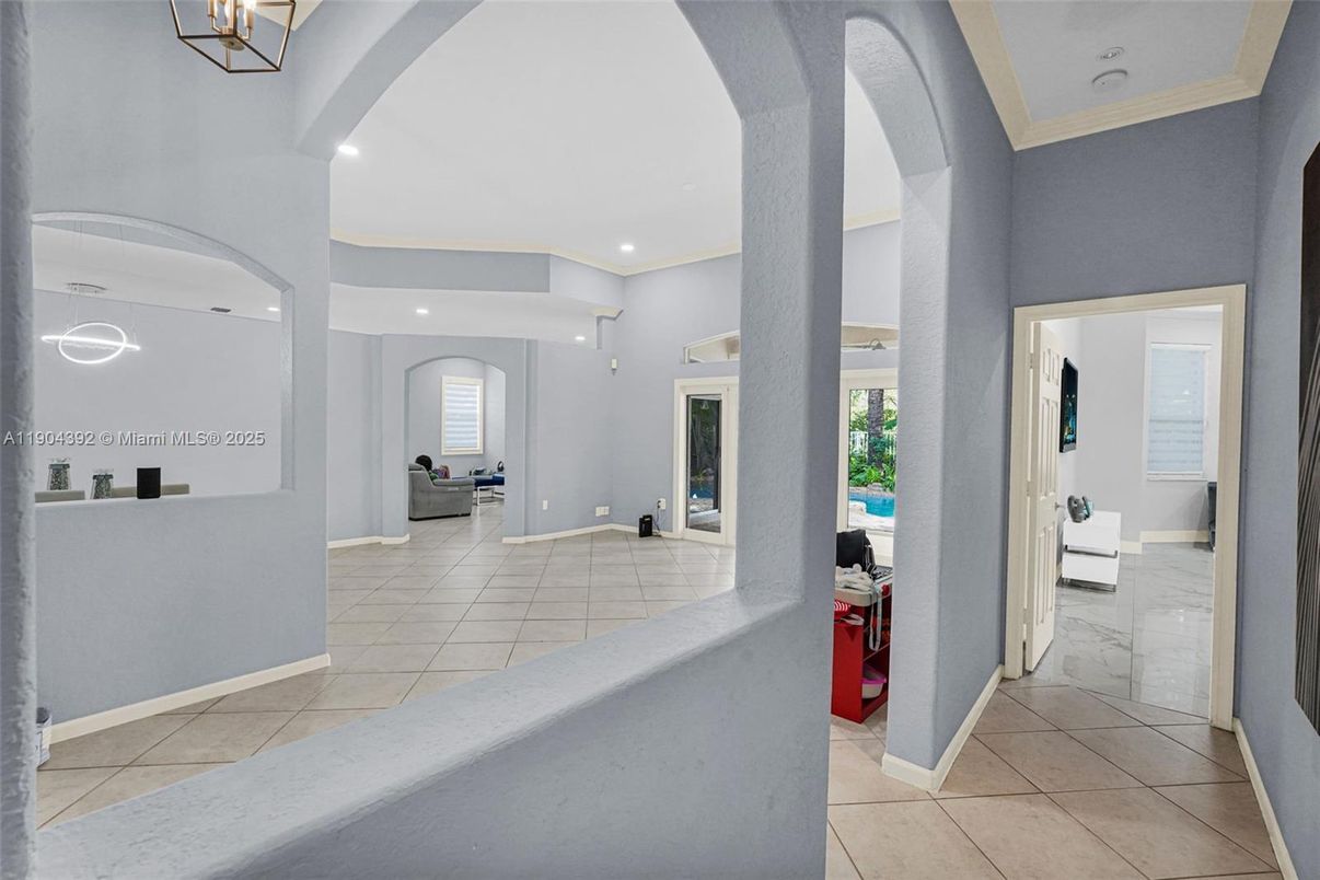 Interior, Marble, Recessed Lighting