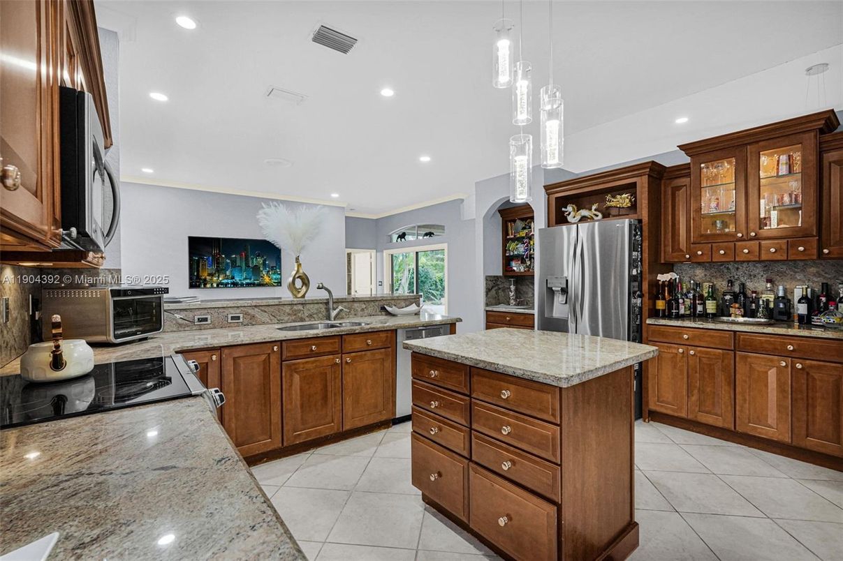 Interior, Kitchen, Pendant Lights, Recessed Lighting, Stainless Steel Appliances