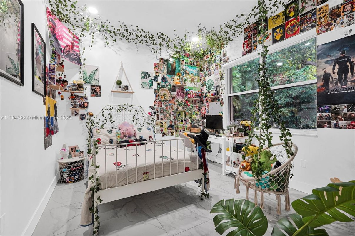 Interior, Marble, Recessed Lighting