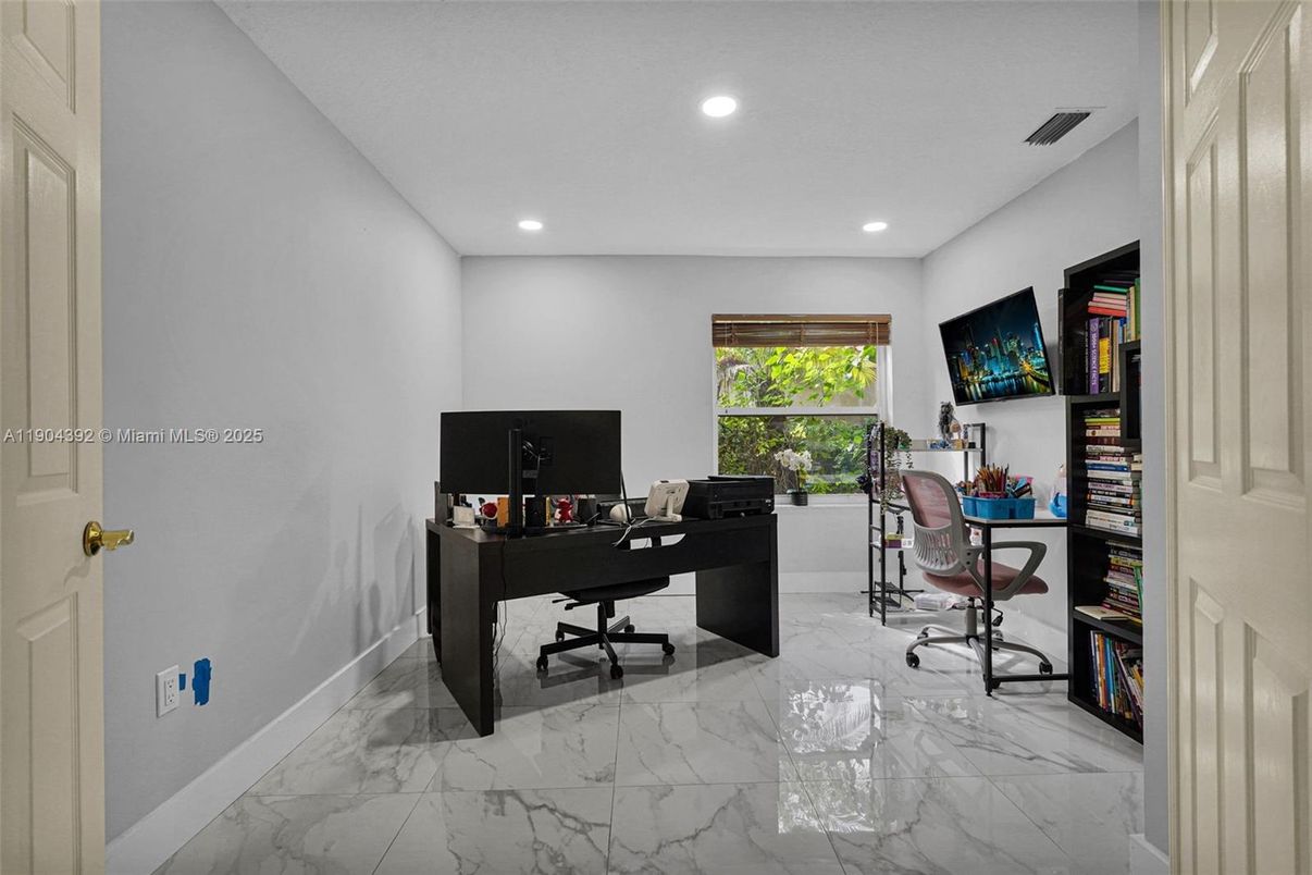 Home Office, Interior, Marble, Recessed Lighting