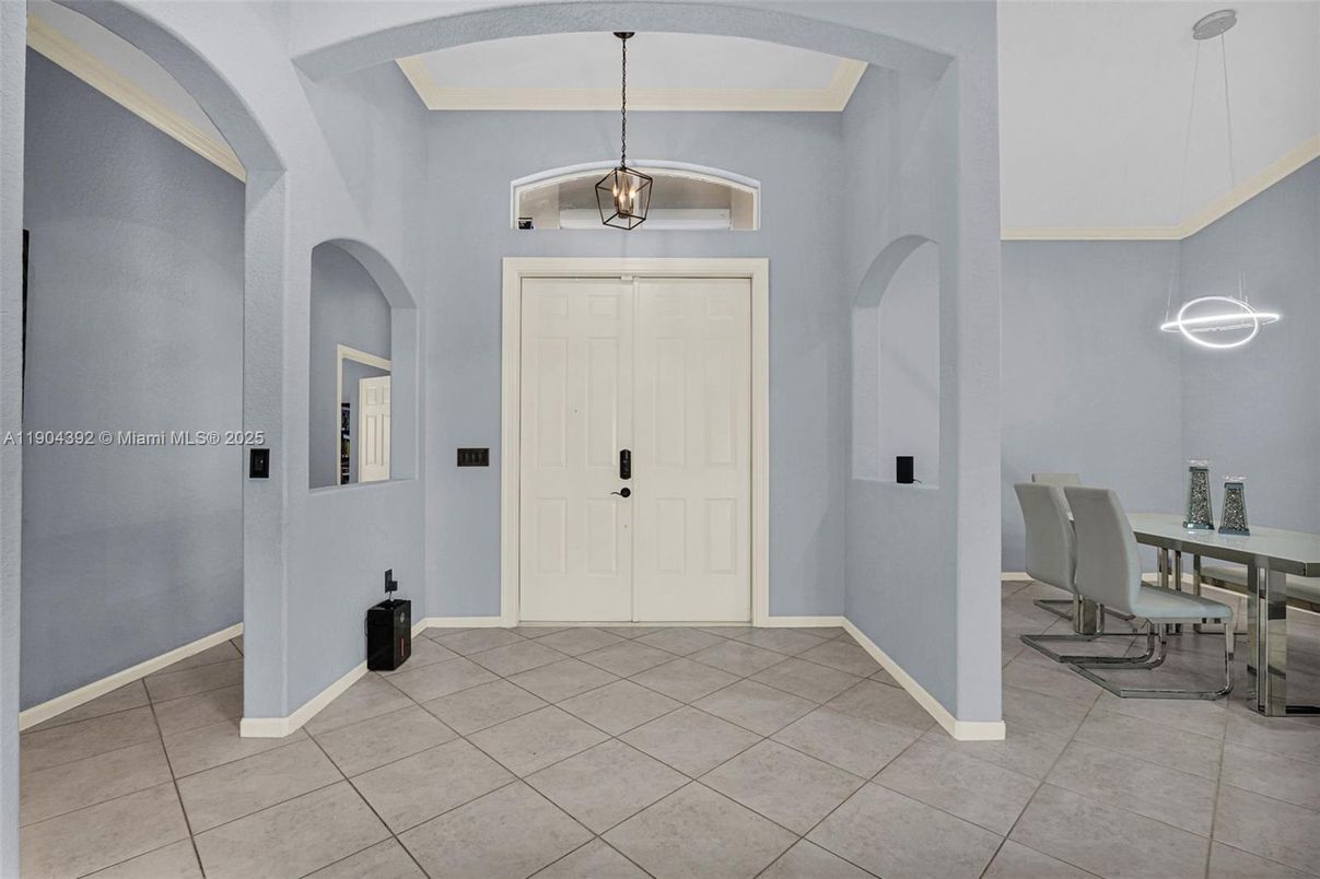 Dining room, Interior, Pendant Lights