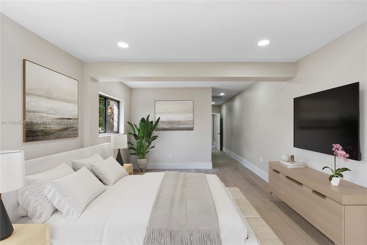 Bedroom, Interior, Recessed Lighting, Wood Texture Flooring