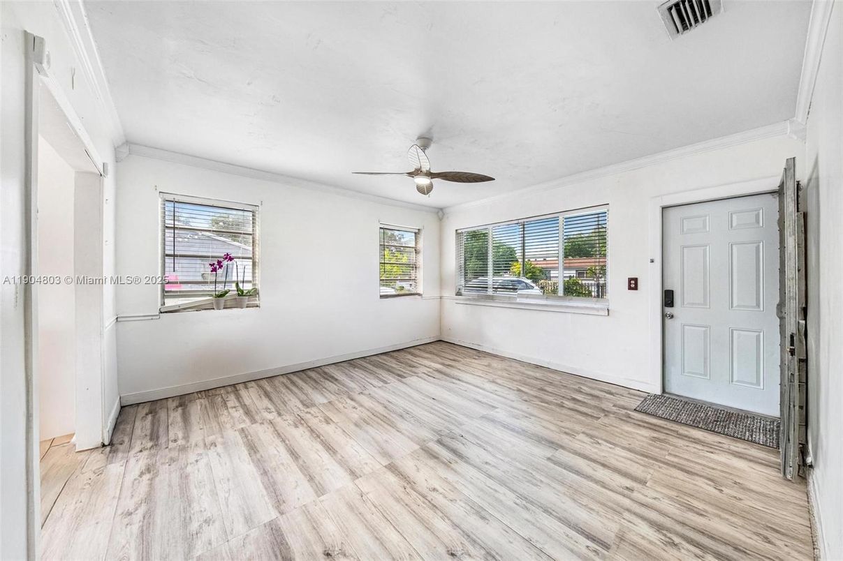 Empty room, Interior, Wood Texture Flooring