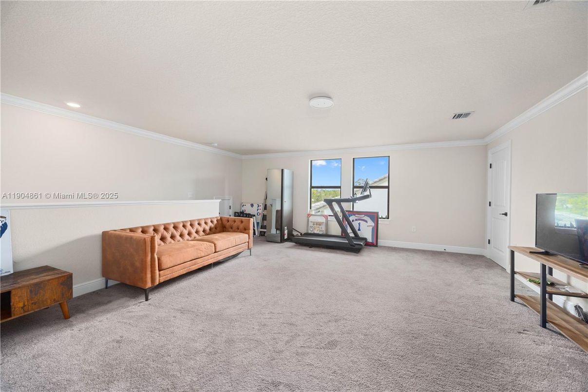 Fitness Equipment, Interior, Recessed Lighting