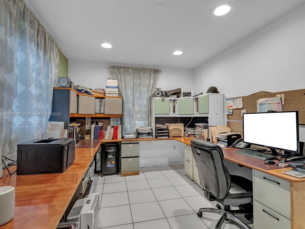 Home Office, Interior, Recessed Lighting