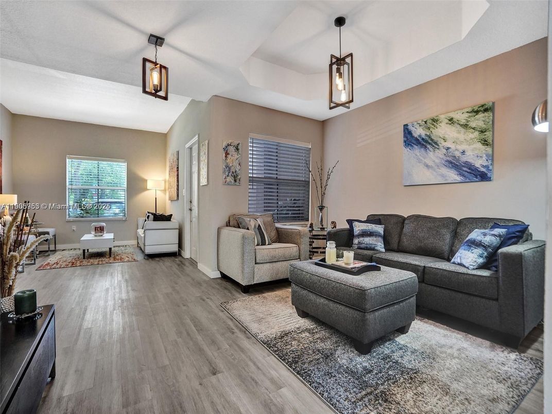 Interior, Living room, Pendant Lights, Wood Texture Flooring
