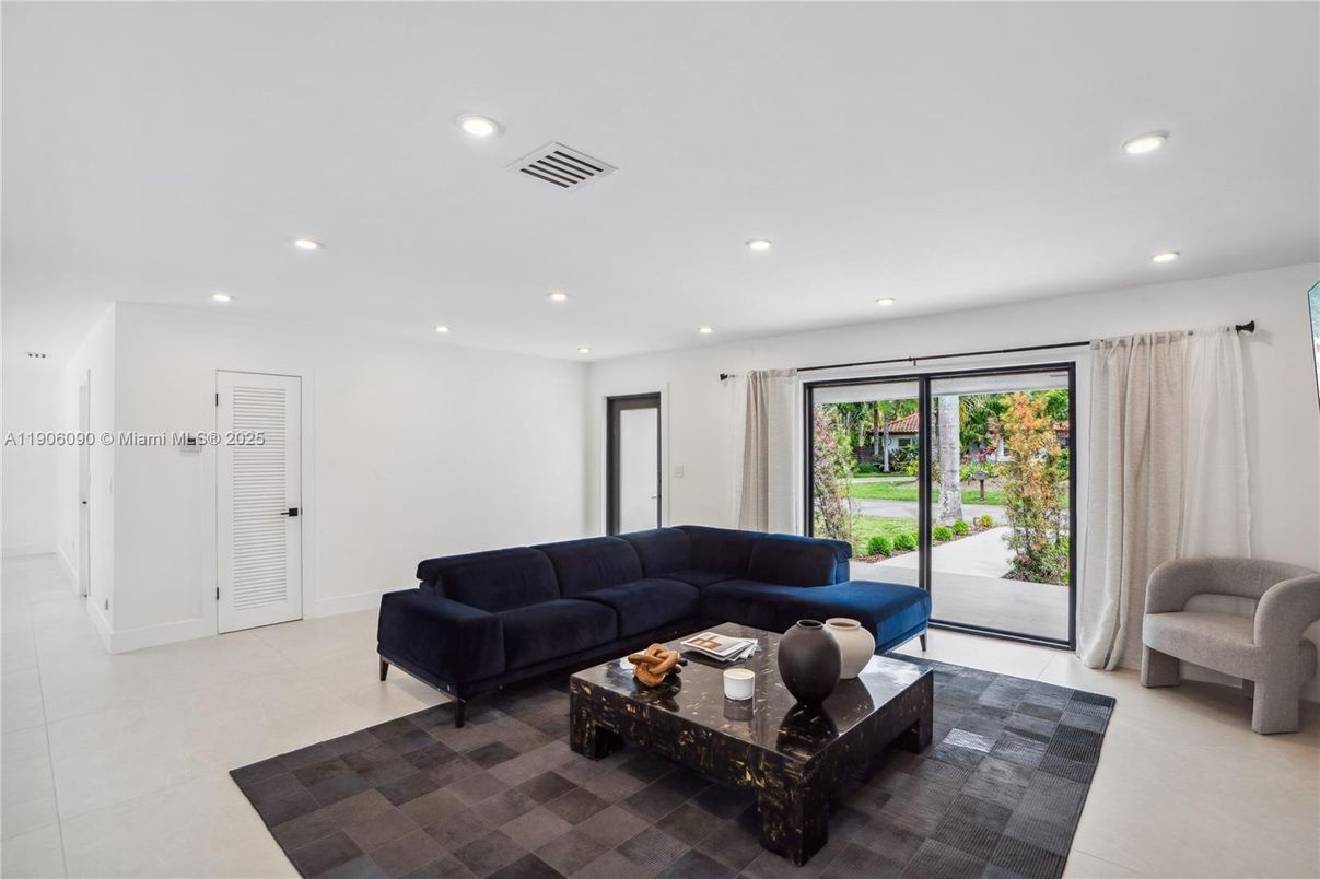 Interior, Living room, Recessed Lighting