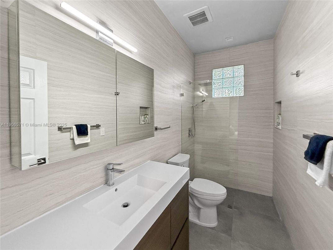 Bathroom, Glass Shower, Interior