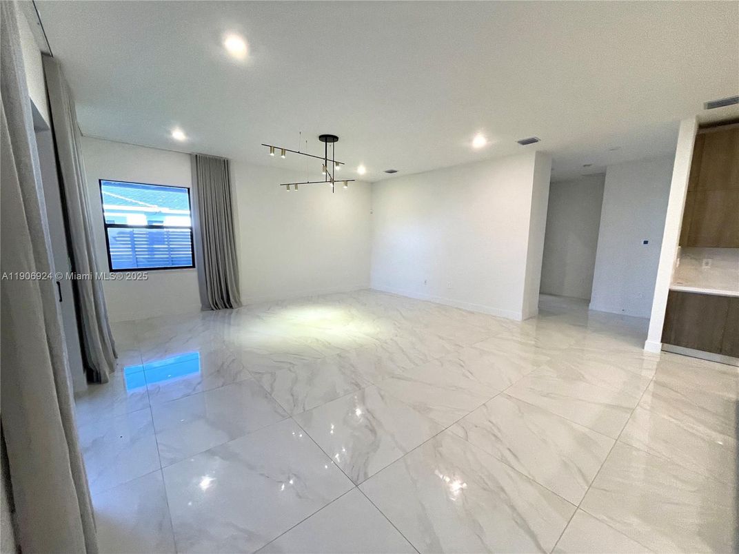 Empty room, Interior, Marble, Pendant Lights, Recessed Lighting