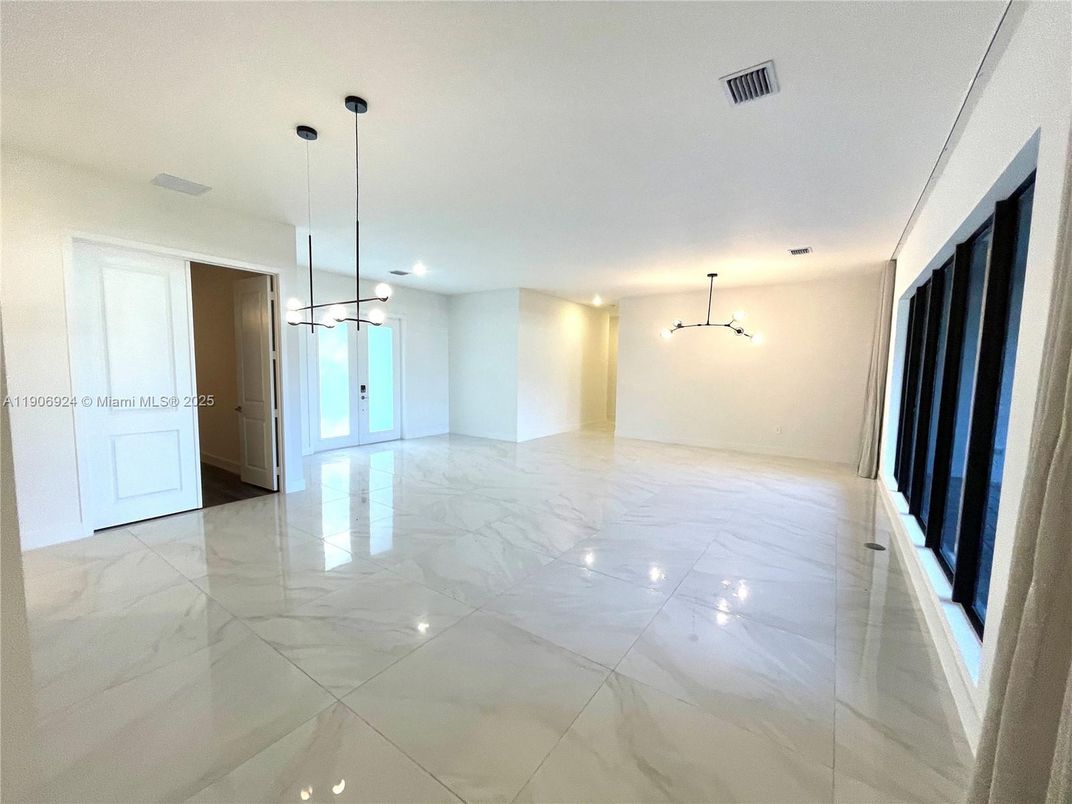 Empty room, Interior, Marble, Pendant Lights
