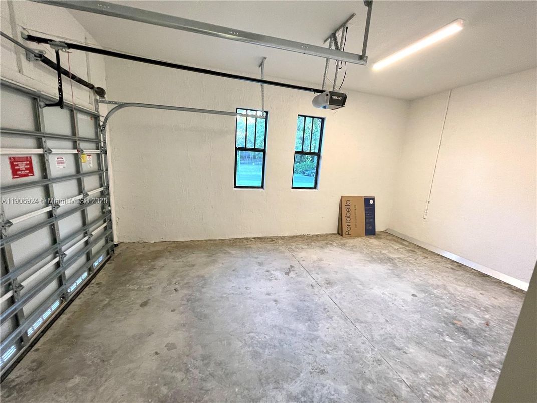 Garage, Interior, Recessed Lighting