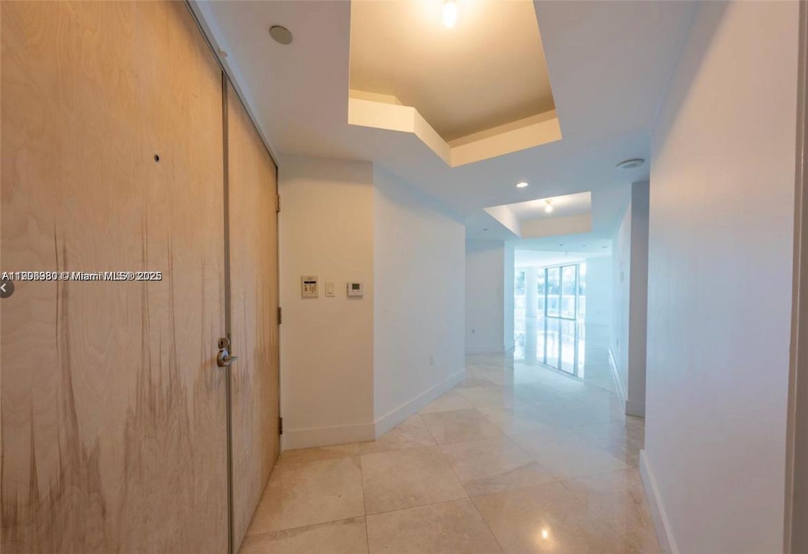 Interior, Recessed Lighting