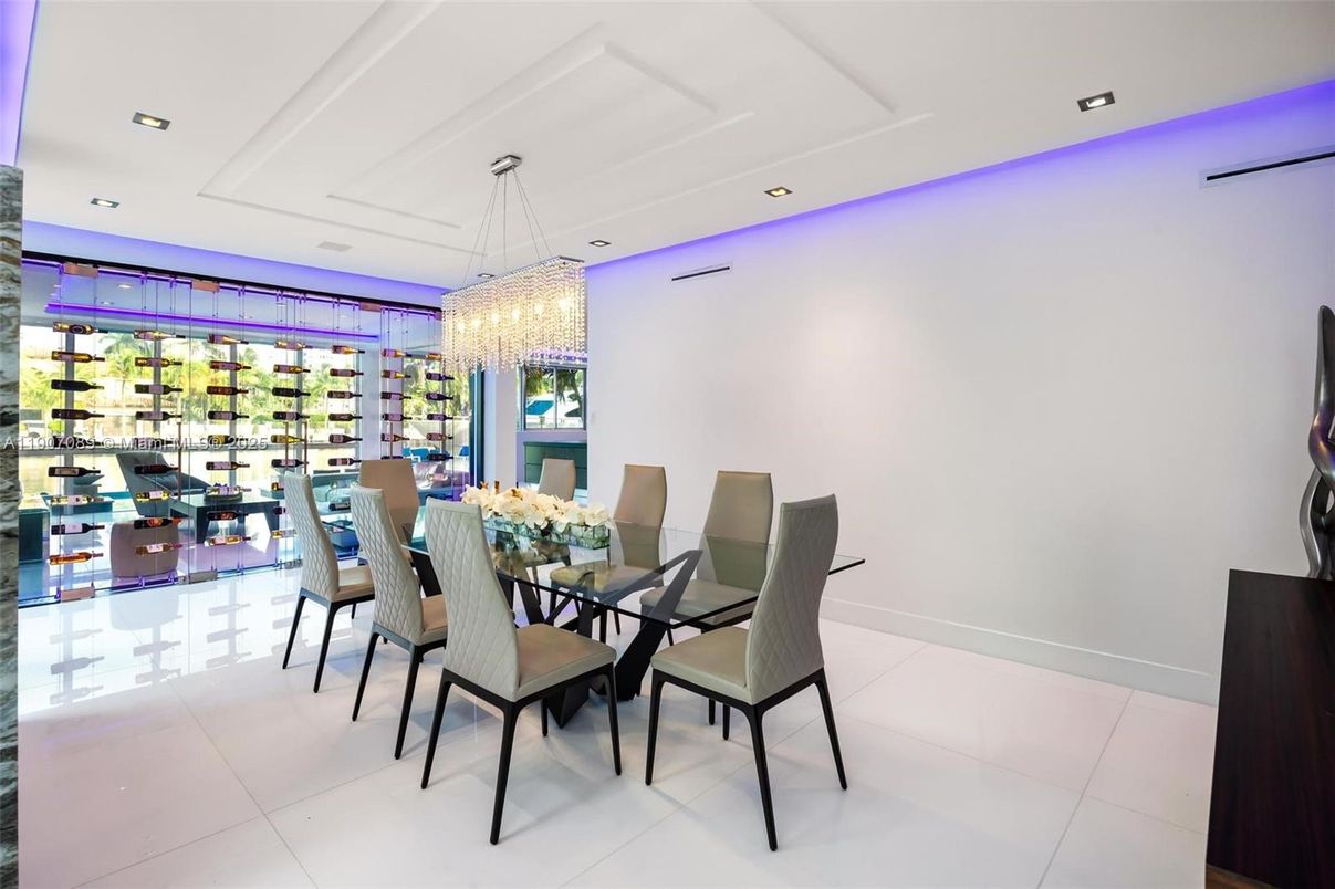 Chandelier, Dining room, Interior, Recessed Lighting