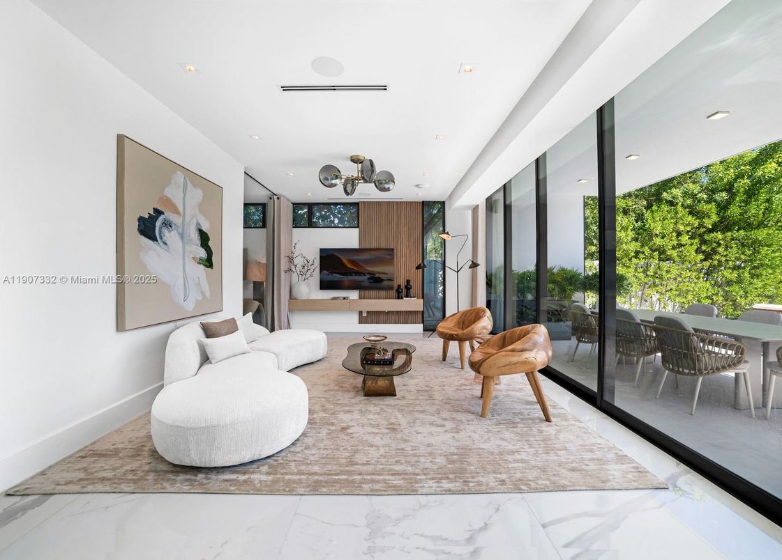 Interior, Living room, Marble, Recessed Lighting