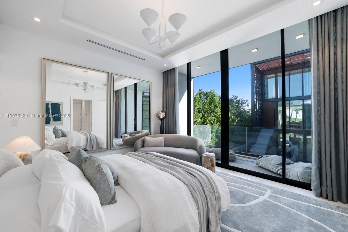 Bedroom, Interior, Pendant Lights, Recessed Lighting