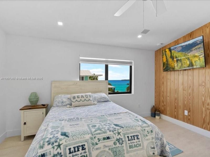 Bedroom, Interior, Recessed Lighting, Water, Wooden Walls