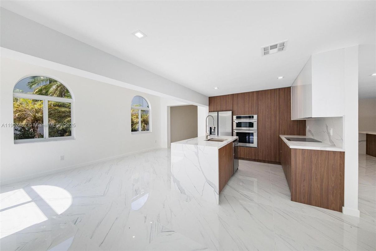 Interior, Kitchen, Marble, Recessed Lighting, Stainless Steel Appliances