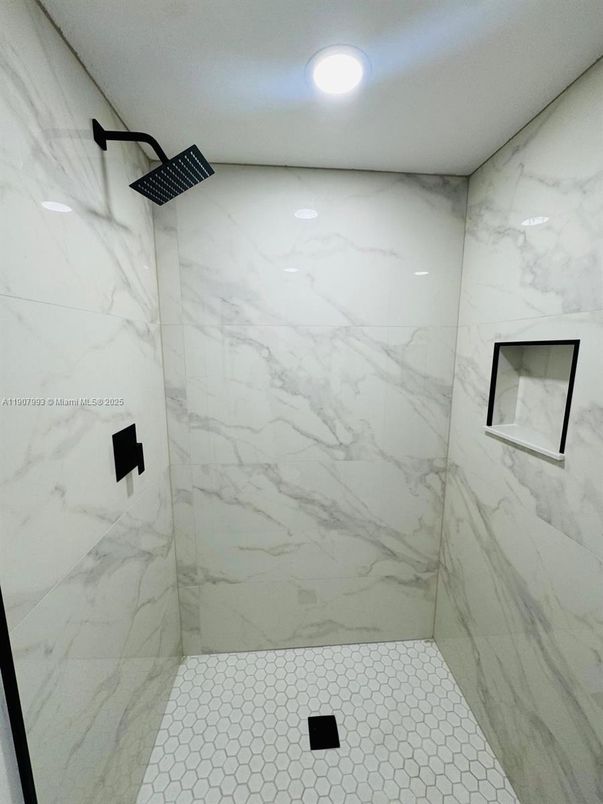 Bathroom, Interior, Marble Walls, Recessed Lighting