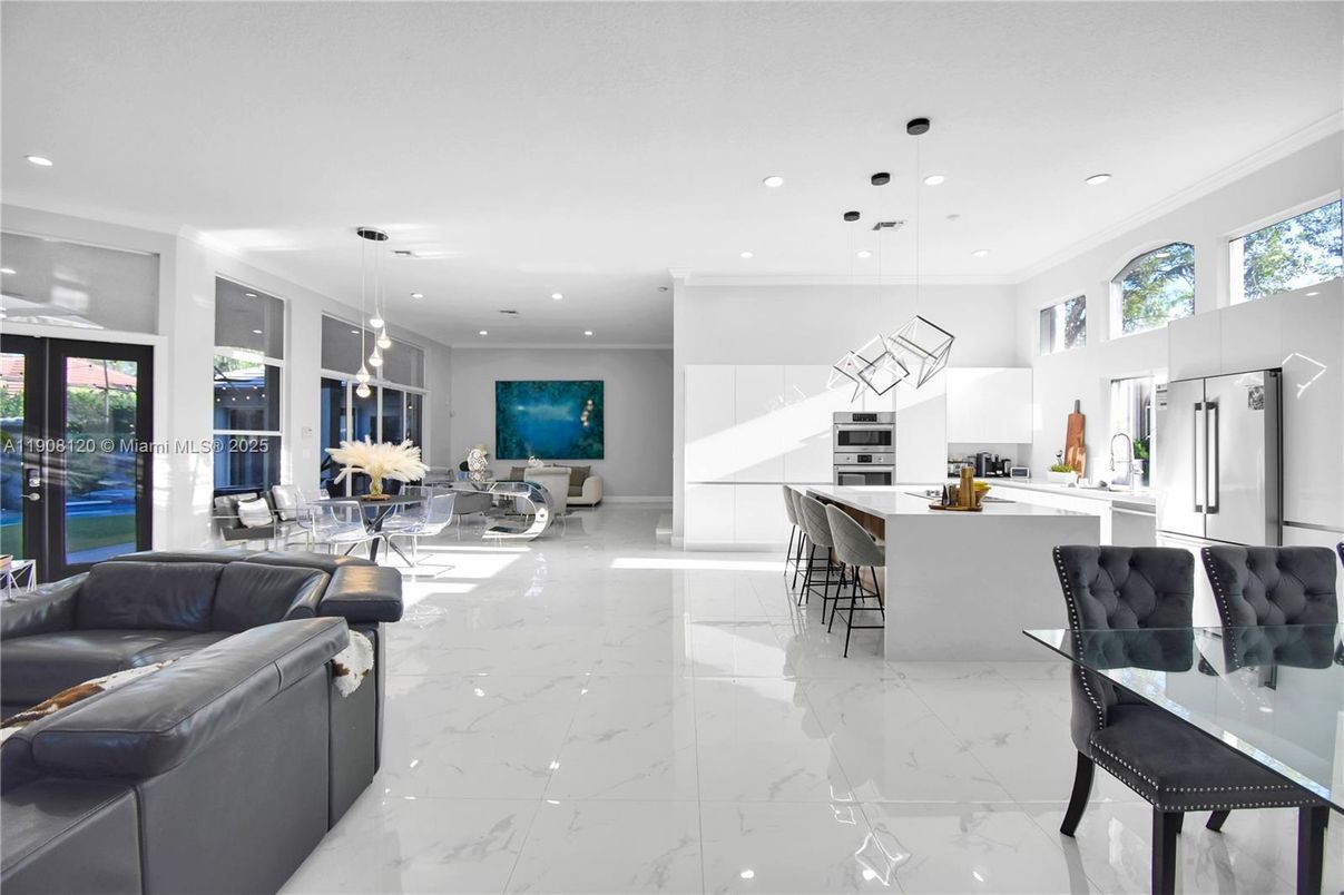 Interior, Kitchen, Living room, Marble, Pendant Lights, Recessed Lighting, Stainless Steel Appliances