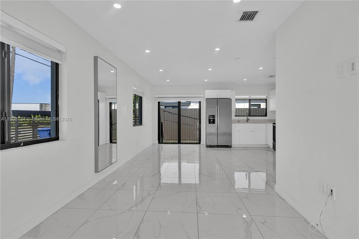 Interior, Kitchen, Marble, Recessed Lighting, Water