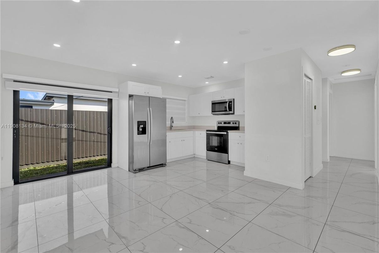 Interior, Kitchen, Marble, Recessed Lighting, Stainless Steel Appliances