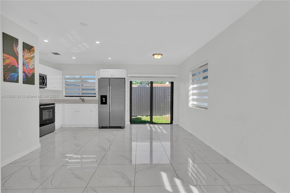 Elevator, Interior, Kitchen, Marble, Recessed Lighting