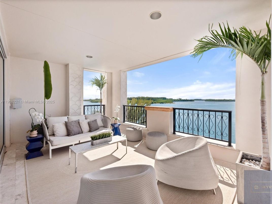 Water, Exterior, Interior, Living room, Other