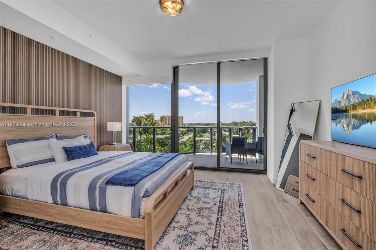 Bedroom, Fireplace, Interior, Wood Texture Flooring