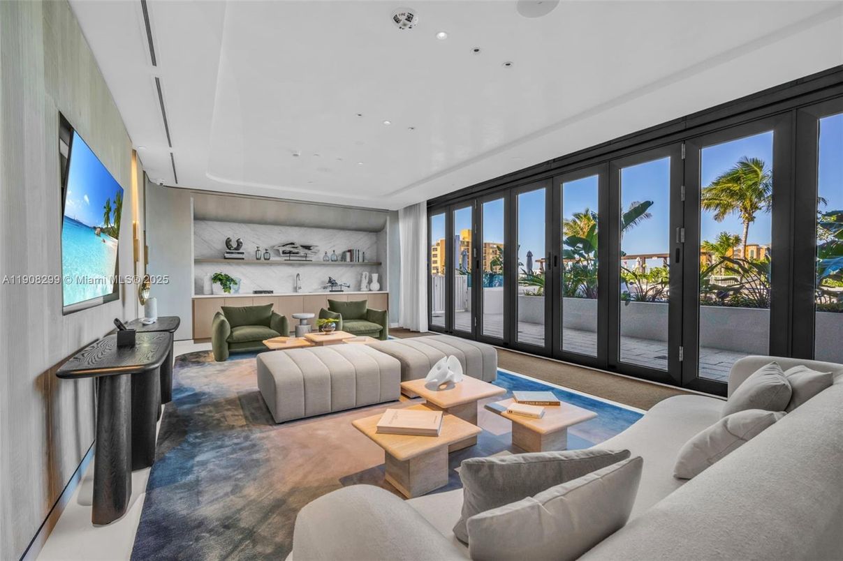 Interior, Living room, Recessed Lighting, Water