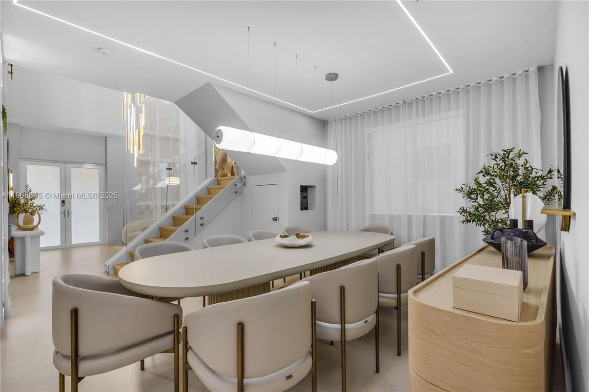 Dining room, Interior, Pendant Lights